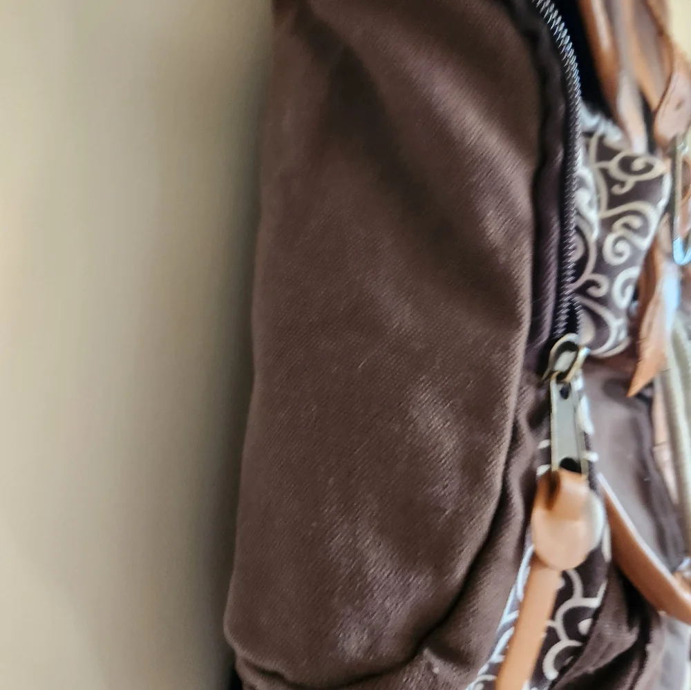 KCliffs Backpack Brown Pulp String Magnetic Snap